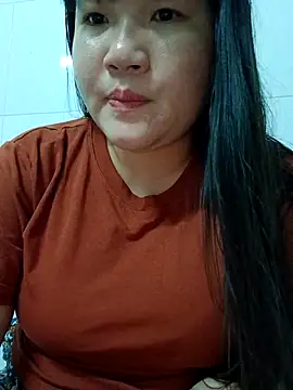 Snapshot of _Babyrose_ chatting on April 2026 07:34:01 PM Babyrose online show from April 2026 07:34:01 PM