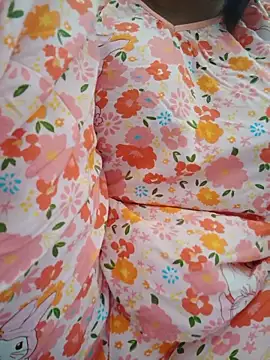 Snapshot of _Babyrose_ chatting on June 2026 06:07:02 AM Babyrose online show from June 2026 06:07:02 AM