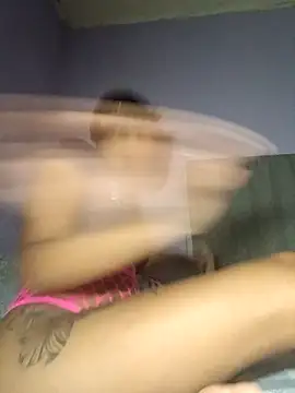 Liaprettygirl online show from October 2025 07:20:02 AM