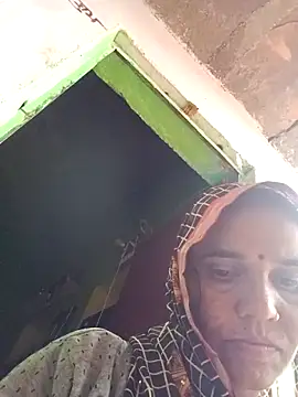 Pinky12A online show from October 2025 04:57:02 AM