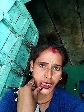 Snapshot of Arti13A chatting on May 2026 11:12:03 PM Arti13A online show from May 2026 11:12:03 PM