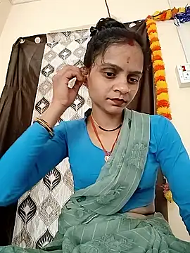 Snapshot of Sonam_dhakad chatting on October 2025 05:43:02 AM Sonam dhakad online show from October 2025 05:43:02 AM