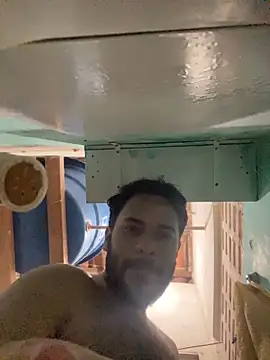 Snapshot of spiderfindom chatting on June 2026 07:29:01 PM spiderfindom online show from June 2026 07:29:01 PM