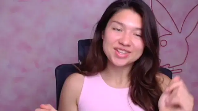 Snapshot of Sandra_Curly chatting on September 2025 08:42:02 PM Sandra Curly online show from September 2025 08:42:02 PM