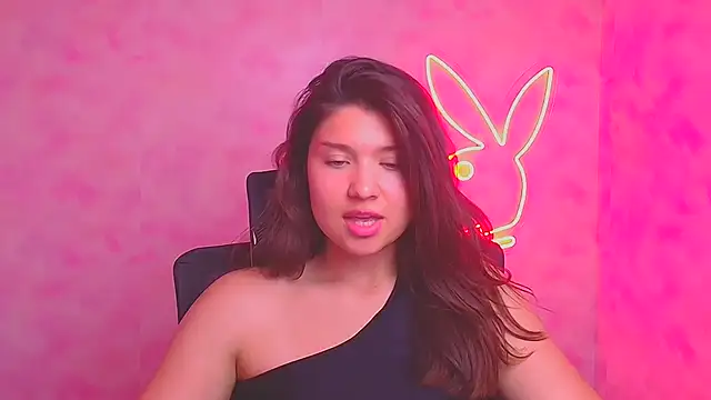 Snapshot of Sandra_Curly chatting on September 2025 09:07:02 PM Sandra Curly online show from September 2025 09:07:02 PM