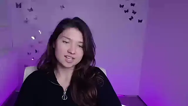 Snapshot of Sandra_Curly chatting on October 2025 05:33:02 PM Sandra Curly online show from October 2025 05:33:02 PM