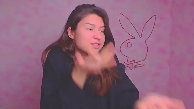 Snapshot of Sandra_Curly chatting on October 2025 09:23:01 PM Sandra Curly online show from October 2025 09:23:01 PM