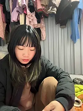 AAANINE22 online show from November 2025 09:53:02 AM