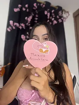 Snapshot of Scarlett05 chatting on May 2026 02:08:01 AM Scarlett05 online show from May 2026 02:08:01 AM