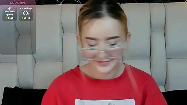 kristal joi dl online show from November 2025 01:02:02 PM