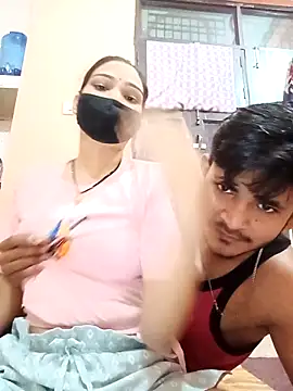 Roopacouple9 online show from October 2025 02:39:02 PM