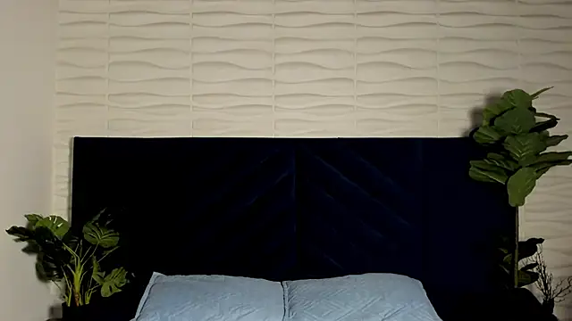 AustinJones  online show from October 2025 01:57:02 PM