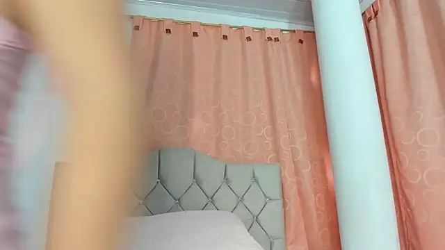 Snapshot of your_melany chatting on September 2025 05:04:02 PM your melany online show from September 2025 05:04:02 PM