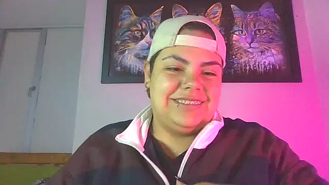 Hailey Curvy online show from October 2025 03:13:02 AM