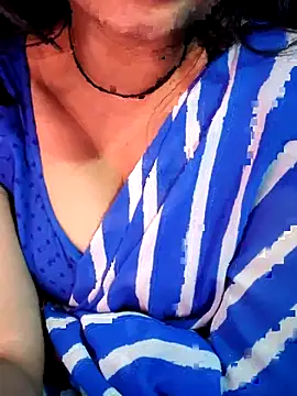 jaan-step online show from November 2025 02:47:02 AM