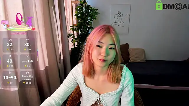 Snapshot of Aisi_18 chatting on October 2025 09:32:01 AM Aisi 18 online show from October 2025 09:32:01 AM