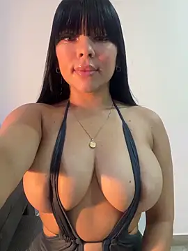 Snapshot of BrendaCrean chatting on February 2026 01:07:02 PM BrendaCrean online show from February 2026 01:07:02 PM