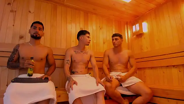 Snapshot of mike_friends chatting on September 2025 12:32:02 AM mike friends online show from September 2025 12:32:02 AM