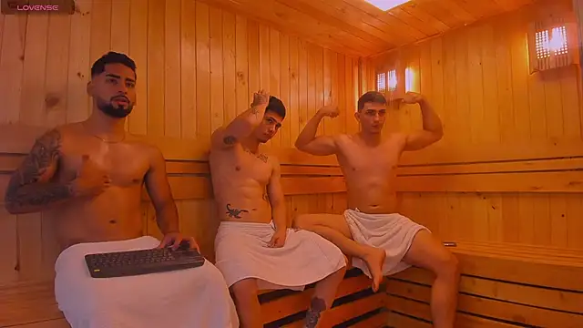 Snapshot of mike_friends chatting on September 2025 01:06:02 AM mike friends online show from September 2025 01:06:02 AM