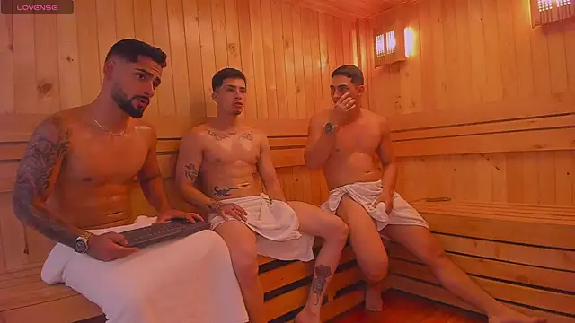 Snapshot of mike_friends chatting on September 2025 01:08:02 AM mike friends online show from September 2025 01:08:02 AM