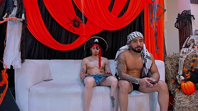 Snapshot of mike_friends chatting on October 2025 01:28:01 AM mike friends online show from October 2025 01:28:01 AM