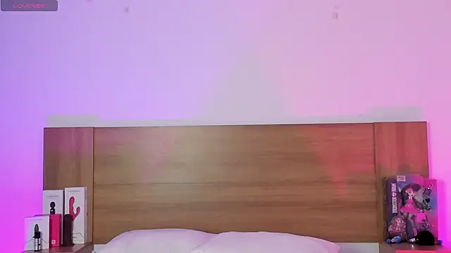 Akatsumi  online show from January 2026 10:58:02 PM