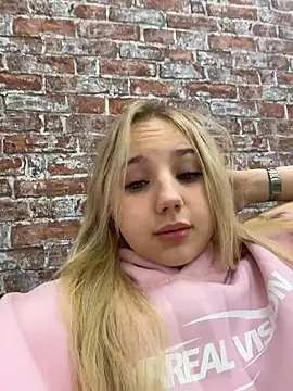 Sky Cutie online show from January 2026 03:44:01 AM