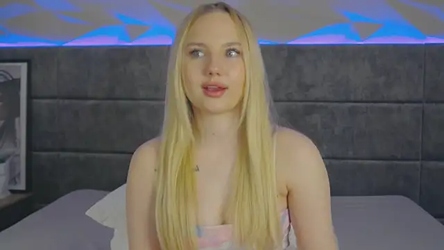 Sky Cutie online show from June 2026 06:52:02 AM