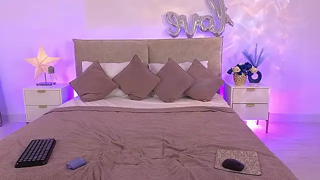 Jules night online show from March 2026 09:20:01 PM