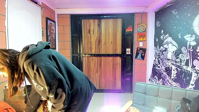 Snapshot of Violetaa_Leee chatting on September 2025 02:11:02 AM Violetaa Leee online show from September 2025 02:11:02 AM