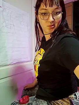 Snapshot of Violetaa_Leee chatting on October 2025 02:12:01 AM Violetaa Leee online show from October 2025 02:12:01 AM