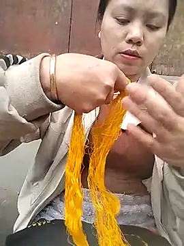 venu00 online show from February 2026 03:33:01 AM