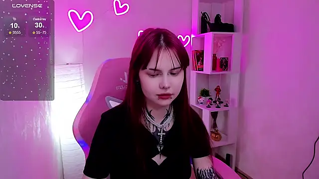 Morana Batt online show from December 2025 02:17:02 AM