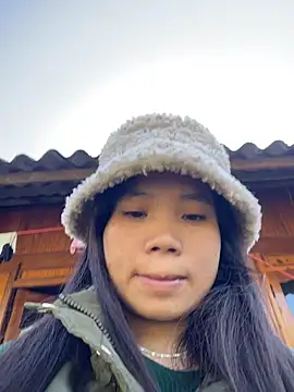 Ngoc-bbi online show from November 2025 02:15:02 AM