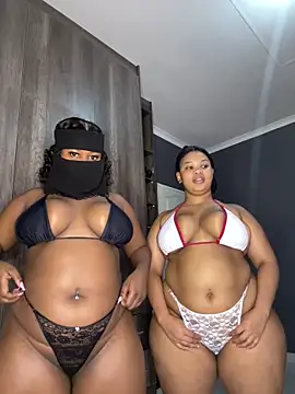 Ebony Warlock  online show from February 2026 12:26:01 PM