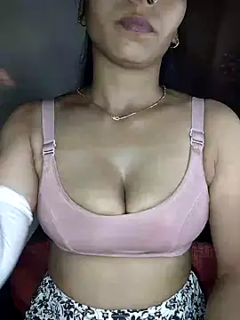 Savita2310 online show from October 2025 05:37:02 PM