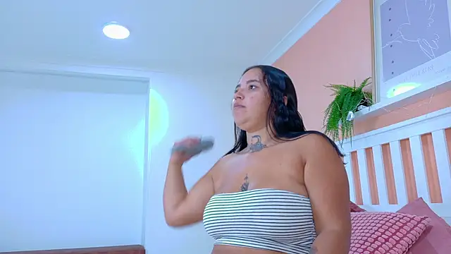 BriannaBennett   online show from September 2025 09:04:02 PM