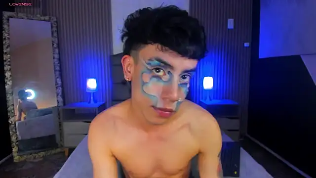 aaronjames1 online show from September 2025 09:04:02 PM