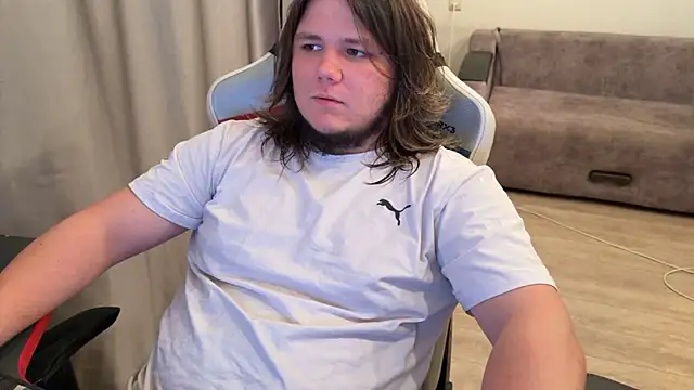 desiredude9 online show from July 2026 07:40:02 PM