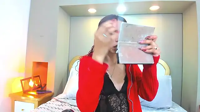 AteneaGreyy online show from January 2026 12:07:02 PM