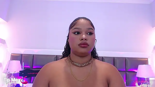 Snapshot of LennaEvans chatting on October 2025 10:59:01 AM LennaEvans online show from October 2025 10:59:01 AM