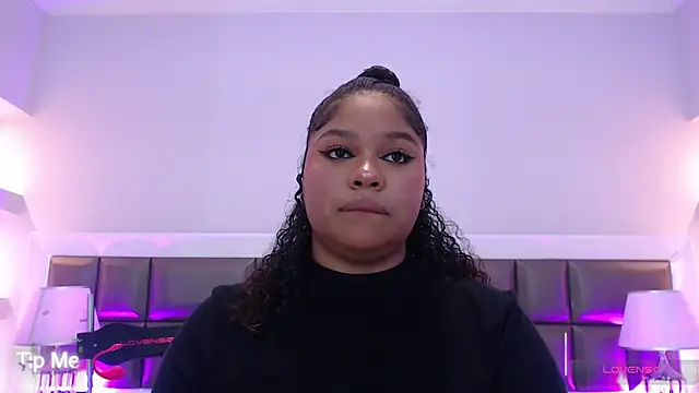 Snapshot of LennaEvans chatting on October 2025 01:18:01 PM LennaEvans online show from October 2025 01:18:01 PM