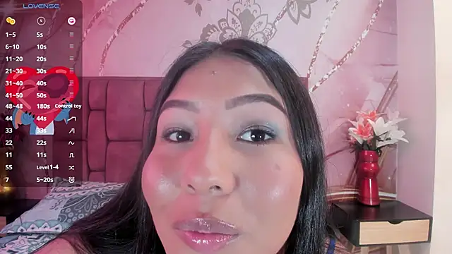 Snapshot of luna_maisonn chatting on September 2025 07:36:01 PM luna maisonn online show from September 2025 07:36:01 PM