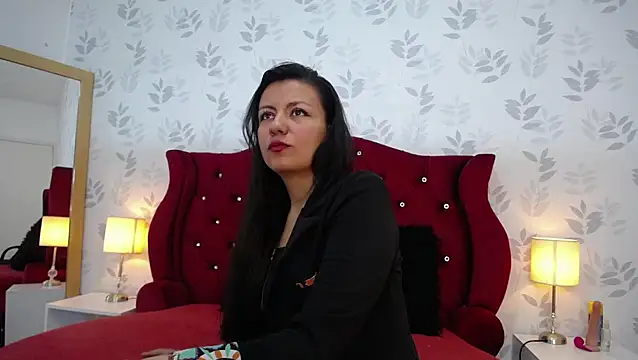 MargarettCooper online show from November 2025 12:15:01 PM