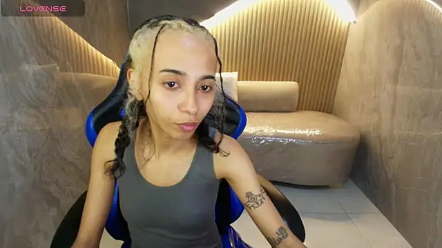 Agnis ink r online show from October 2025 03:04:01 AM