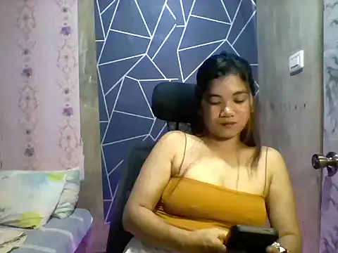 Rosette0516 online show from November 2025 01:57:02 PM