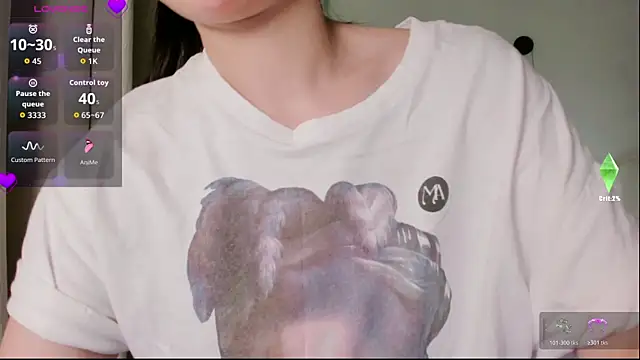 strawberry-ni online show from November 2025 05:46:02 PM