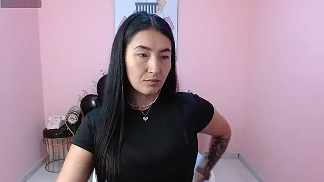 Snapshot of Isabella_Mendez_ chatting on October 2025 01:19:01 PM Isabella Mendez online show from October 2025 01:19:01 PM