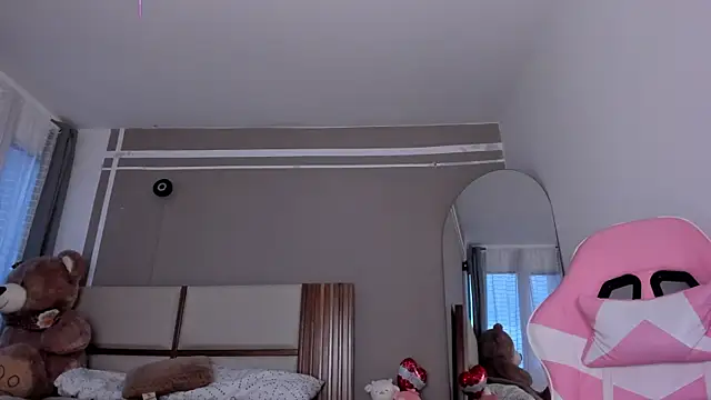 EmystarX online show from March 2026 11:12:02 PM