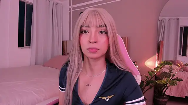 Snapshot of EmystarX chatting on June 2026 11:31:02 PM EmystarX online show from June 2026 11:31:02 PM